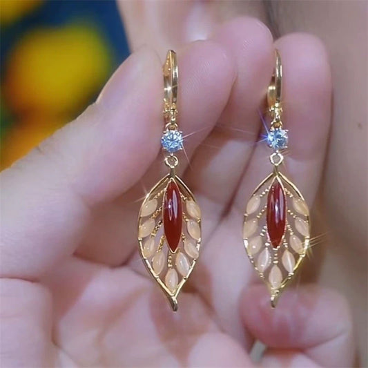 New Lightweight Luxury High-end Stylish Versatile Fashion Personality Ear Clips For Women