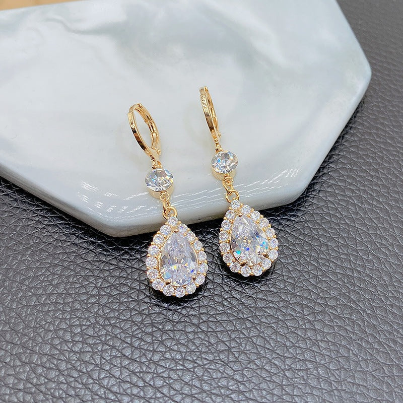 Incredibly Charming Diamond-studded Teardrop Crystal Earrings